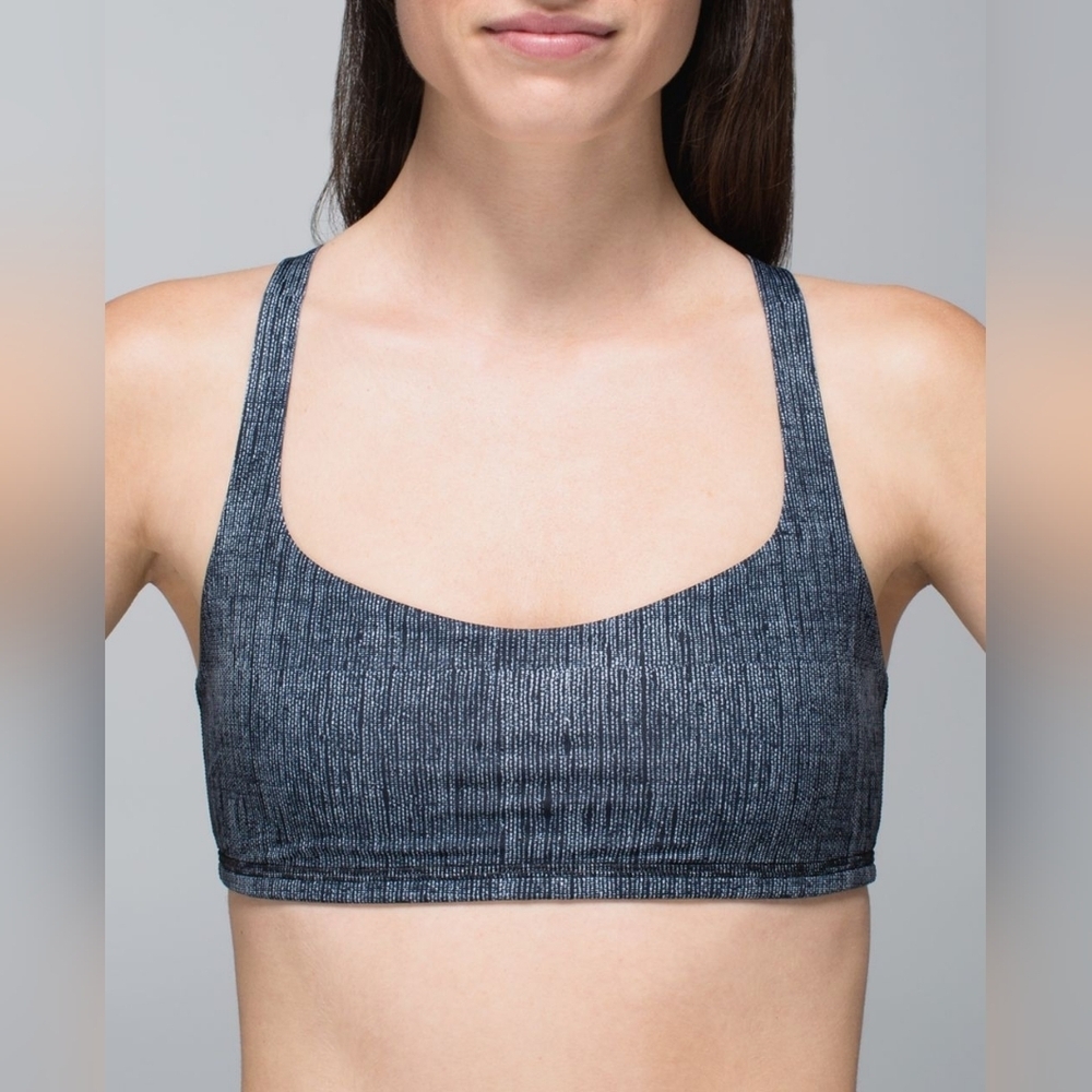 Size 4 lululemon bra